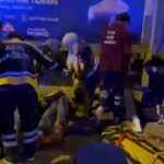 istanbul sultanbeylide tirla carpisan motosikletteki 2 kisi agir yaralandi kaza ani kamerada 7cab096f2363