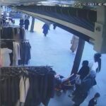 istanbul sultangazide kendisi magazada urunlere bakti disarida bekleyen cocuk hirsizlik yapti e418fc9e85ff