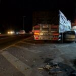 istanbul sultangazide kontrolden cikan tir park halindeki 5 araca carpti 34070ea480b7