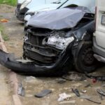 istanbul sultangazide soforunun el frenini cekmeyi unuttugu minibus kayarak 6 araca carpti 9a625d091da1