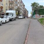 istanbul sultangazide soforunun el frenini cekmeyi unuttugu minibus kayarak 6 araca carpti cdf72f1ed5ec