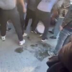 Sultangazi'de Tacizci, Çevredekiler Tarafından Dövüldü ve Hastaneye Kaldırıldı 1 istanbul sultangazide sozlu taciz ettigi iddiasi cevredekiler tarafindan darbedildi 1fd6aa9f6a53