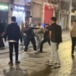 istanbul taksimde kemerli tekmeli yumruklu kavgalar kamerada 409eca7c239d