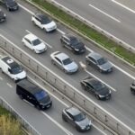 Ters Yön Üzerinde İlerleyen Koyun, Sürücülere Zor Anlar Yaşattı 2 istanbul umraniyede otoyol uzerinde ilerleyen koyun suruculere zor anlar yasatti 76503ae5af95