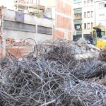 istanbul zeytinburnunda bir binadaki yikim nedeniyle bitisikteki apartmanda hasar olustu 89699c0e4873