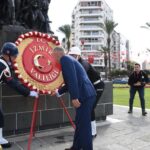 Cumhuriyet'in 102. Yıl Dönümü İzmir'de Coşkuyla Kutlandı 3 izmirde cumhuriyet bayrami kutlamalari basladi 03b39144b2d0