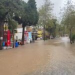 izmirde saganak etkili oldu ee5e44bb656d
