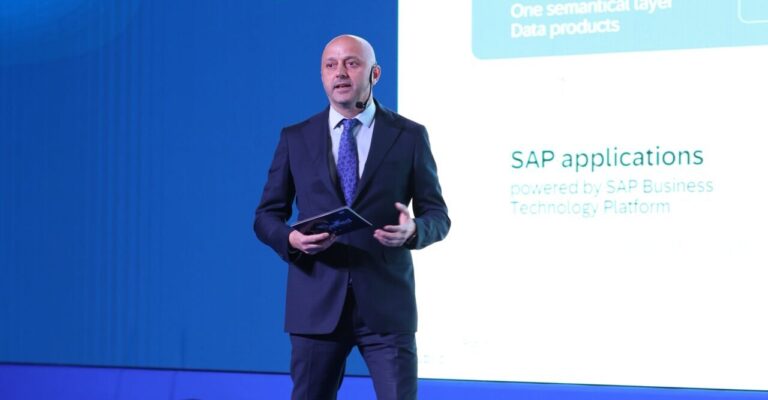 Güçlü Kadınlar Dijital Yarınlar Programında 34 Genç Kadın Mezuniyet Heyecanı Yaşadı