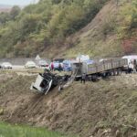 karsi seride gecen tirla carpisan otomobildeki cift oldu 351fb70ecc4e
