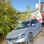 Aksaray'da Kaza: Ambulans İle Otomobil Çarpıştı, 7 Yaralı 2 kazada yaralanan anne ve oglunu tasiyan ambulans otomobille carpisti 39eb5df4c979