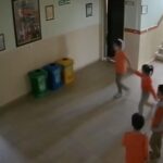 koridordaki atiklari geri donusum kutusuna koyan ogrenciler odullendirildi video eklendi 82daee82964c