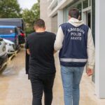 kuyumcu dukkanindan 50 gram altin calan supheliye gozalti 1dd330a5b234