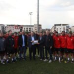 manisa buyuksehirden manisaspora tam destek ffb594765d4c