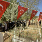 mardinde pkknin saldirisinda sehit olan 8i cocuk 26 kisi anildi 471fa69fc5cc