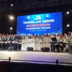 medeniyetler korosu cumhuriyet bayrami icin sahne aldi 0c9374c375d9