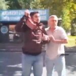 Motokurye, direksiyondaki sürücüyü yumrukladı 1 motokurye direksiyondaki surucuyu yumrukladi 9c79925670dd