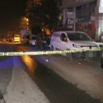 motosikletle gelip is yerine silahli saldiri gerceklestiren 2 supheli tutuklandi 55a71cb6f135