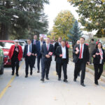 Isparta'daki Okul Başkanı Ahmet Veli Çetin, Milletvekillerini Öğrencilerle Buluşturdu 1 okul baskani ahmet secim vaadini yerine getirip milletvekilleri ile ogrencileri bulusturdu 4c56b63e0528