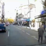 otomobilin altinda kalmaktan son anda kurtuldu o anlar kamerada c61cfb7ef3ad