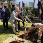 oyak yonetim kurulu baskani aksakallidan kktc basbakani ustele ziyaret 4b94428ff5a1