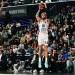 Anadolu Efes, Paris Basketball'u 90-80 Yenerek Euroleague'de 3. Galibiyetini Aldı 2 paris basketball anadolu efes 80 90 b36b11e4a9b5