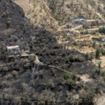 patlican ve biber kozlerken dagdaki otluk araziyi yakti d5f6d94b4e17