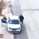 Polis Ekiplerini Görünce Sürücü Değiştiren Araca Dronla Müdahale Edildi, 19 Bin TL Cezası Kesildi 1 polisi gorunce otomobilin yolcu koltuguna gecen surucuye 19 bin tl ceza video eklendi 40c2ca7942b7