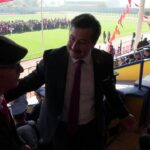 Pilot Yüzbaşı Yunus Bal’ın Ailesi, Cumhuriyet Bayramı’nda Unutulmadı 3 sehit ailesini makam araciyla evlerinden aldirip toreni izlemelerini sagladi a265fb5c7513