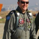 Pilot Yüzbaşı Yunus Bal’ın Ailesi, Cumhuriyet Bayramı’nda Unutulmadı 6 sehit ailesini makam araciyla evlerinden aldirip toreni izlemelerini sagladi fa65497ebd38