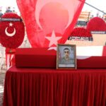 sehit asker memleketi gaziantepte son yolculuguna ugurlandi 2 b3964bfc83bc
