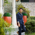serhat kaderin babasinin pesinde 57a0c5f8584f