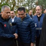 Can kaybı olmaması üzerine Bakan Yerlikaya: "Bu bir sevinç kaynağı" 3 sindirgida 61lik depremde yikilan ve hasar goren binalar havadan goruntulendi 6 139a3d199286