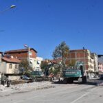 sindirgida depremin ardindan evlerine girmeye cekinenler cadirlarda kaliyor 3 video eklendi b0b3d8bfc939