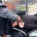 surucusunun dur ihtarina uymadigi otomobilden uyusturucu cikti 2 tutuklama 3a17cbe01a1b