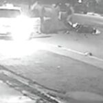 Düzce'de Taksinin Çarpmasıyla Motosiklet Sürücüsü ve Yanındaki Yaralandı 5 taksinin motosiklete carpistigi kaza kamerada 2 yarali b9a04cc48fb6