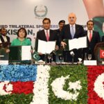 tbmm baskani kurtulmus azerbaycan pakistan ve turkiye uclu parlamento baskanlari toplantisi kapanisinda konustu 835a02a3ee91