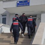 tehlikeli hareketler yapip goruntuleri sosyal medyada paylasan motosiklet surucusu yakalandi 1c754597b2b2