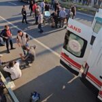 tek teker yaparken arkadasinin motosikletine carpti 2 yarali cd2ce5d11721