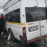 tir ile minibus carpisti 9 yarali ec75c9da4696