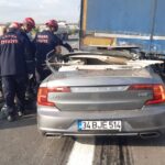 Ceyhan'da Otoyolda TIR'a Çarpan Otomobilin Sürücüsü Hayatını Kaybetti 1 tira arkadan carpan otomobilin surucusu oldu ad0a16fd3908