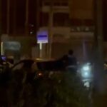 trafik polisi yolda kalan otomobili iterek surucuye yardim etti 25b45558f8d1