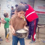 turk kizilay gazzede ateskes sonrasi yardimlarini artirdi 65d15288f9b7