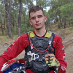 Kemer'deki Sea to Sky Yarışları Öncesi Mario Roman'dan Genç Sporculara Eğitim 8 unlu sporcudan genc yeteneklere enduro motosiklet egitimi 4db866ead6ac