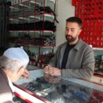 vandaki depremde babasi ve 2 kiz kardesini kaybeden semih annesi ile yasama tutundu 29b31112aef2