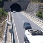 viyadukte geri manevra yapan otobus nedeniyle kaza yaptigini iddia edip sikayetci oldu 3345073dba4c