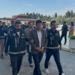 yalova il goc idaresi mudurlugune rusvet operasyonunda 9 supheli adliyede 2 7fe3a247fe07