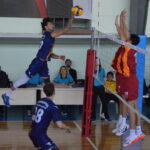 Yenişehir Belediyespor, Galatasaray'ı Mağlup Ederek 1. Lig Hedefini Büyütüyor 4 yenisehir belediyespor yenilmez olarak liderlige oynuyor 2e2bd5c50e0c