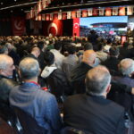 yrpli kilic 200 tllik banknotun altinda devleti zarara ugratmaktan tutuklanan bir adamin imzasi bulunuyor b5d08beb10df