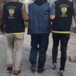 72 yaşındaki dolandırıcı Ahmet Melih Ünal, 14 yıl sonra yakayı ele verdi! 1 14 yildir aranan dolandirici izmirde yakalandi 35e5937779a8