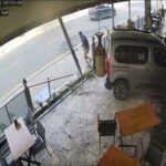 15 yasindaki surucu otomobille restorana daldi o anlar kamerada 50fbe2b9a8e0